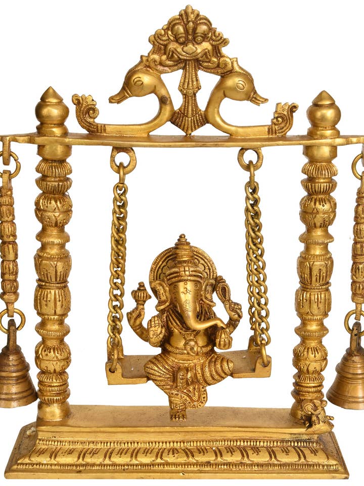 10" Lord Ganesha op een schommel met hangende bellen in messing voor wholesale door Exotic India Art