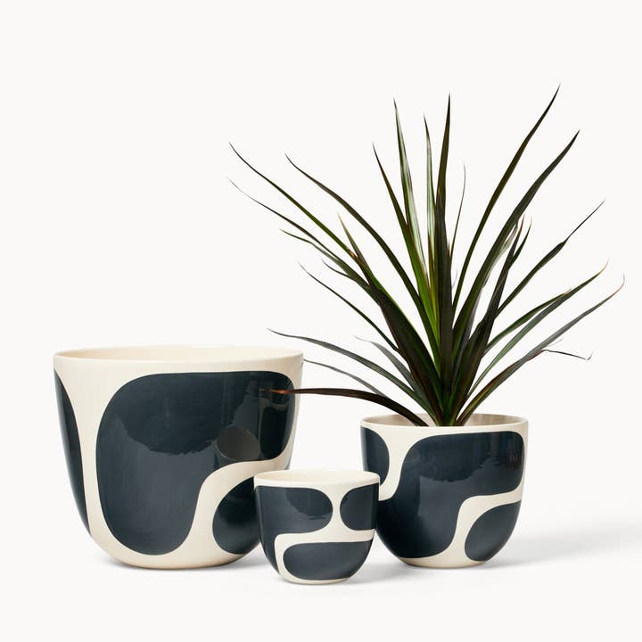Franca - Wholesale Plant Pot - Black Color Block Planters (gloss)13