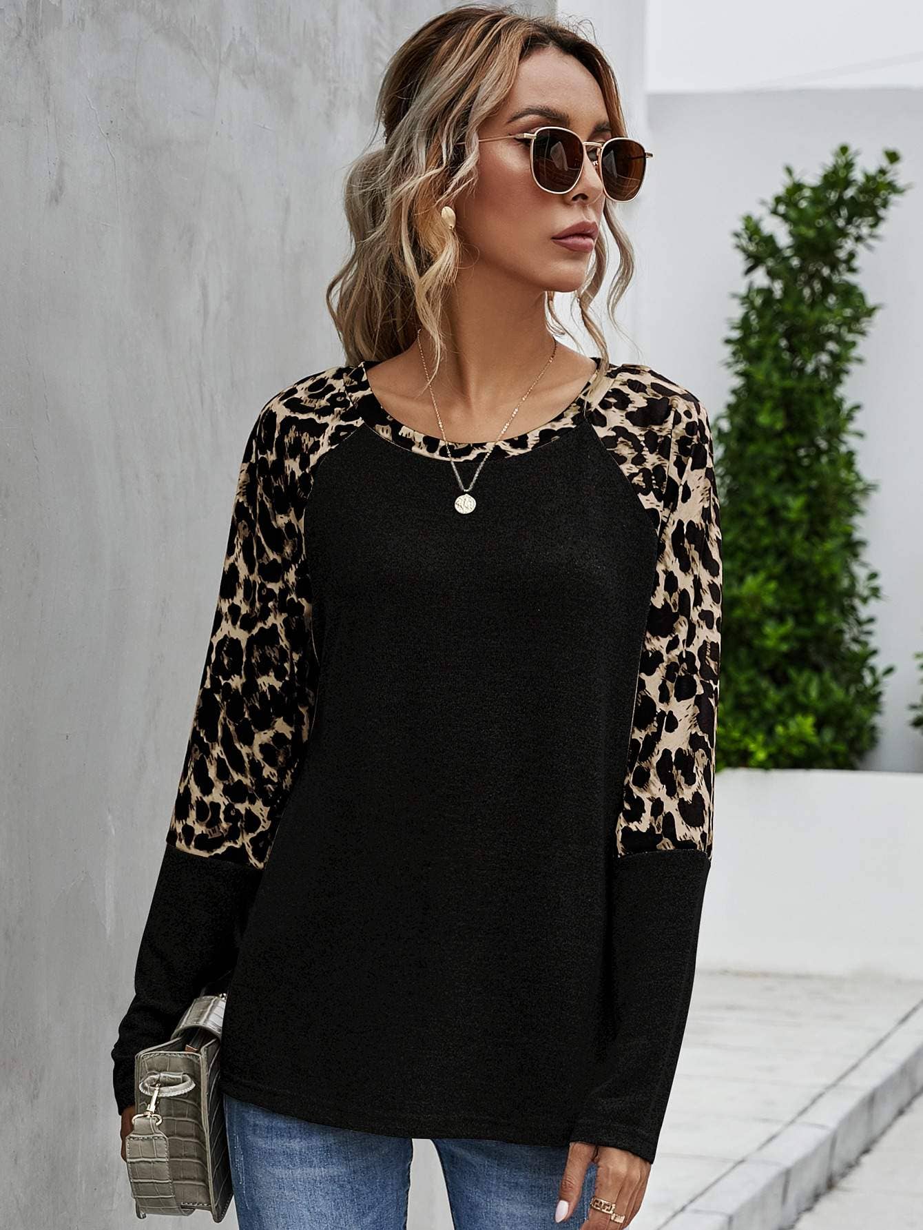 Fashion Combination - Wholesale Blouse - Women's - contrast leopard raglan sleeve tee7