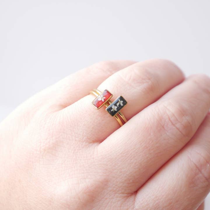 Bague Celeste - mini rectangle (ajustable) pour la vente par Kimberley Dubé Atelier