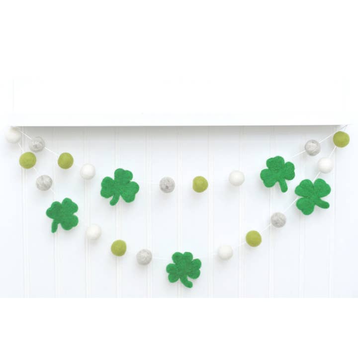 JuJuBee Goods – wholesale Bunting/garland – Shamrock Garland - White, Green, and Gray Wool Felt Balls