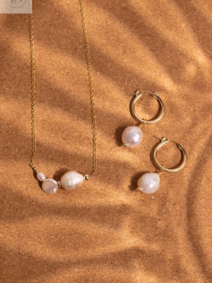 Ensemble de perles baroques Dreamer pour la vente par xo, Mango