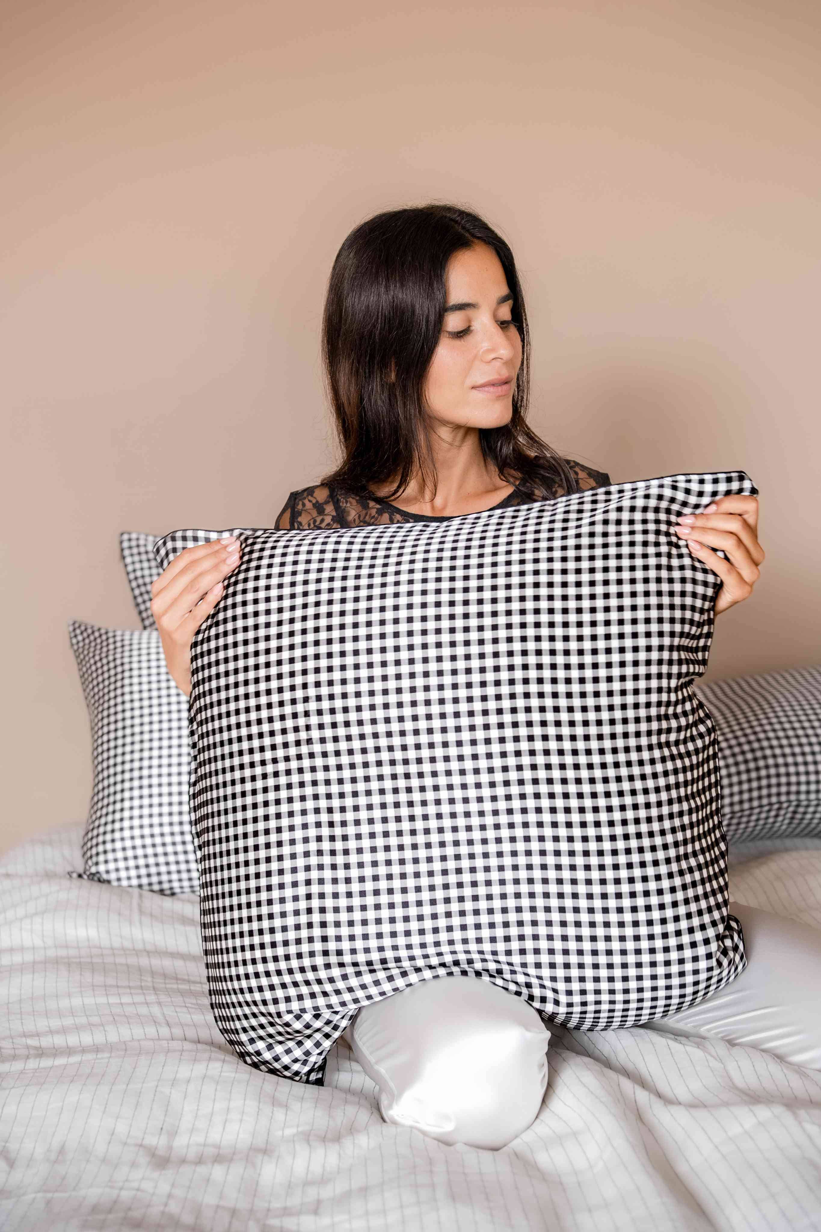 Emily's Pillow - Wholesale Bedding Pillowcase/Sham - 100% Pure Mulberry Silk Pillowcase43