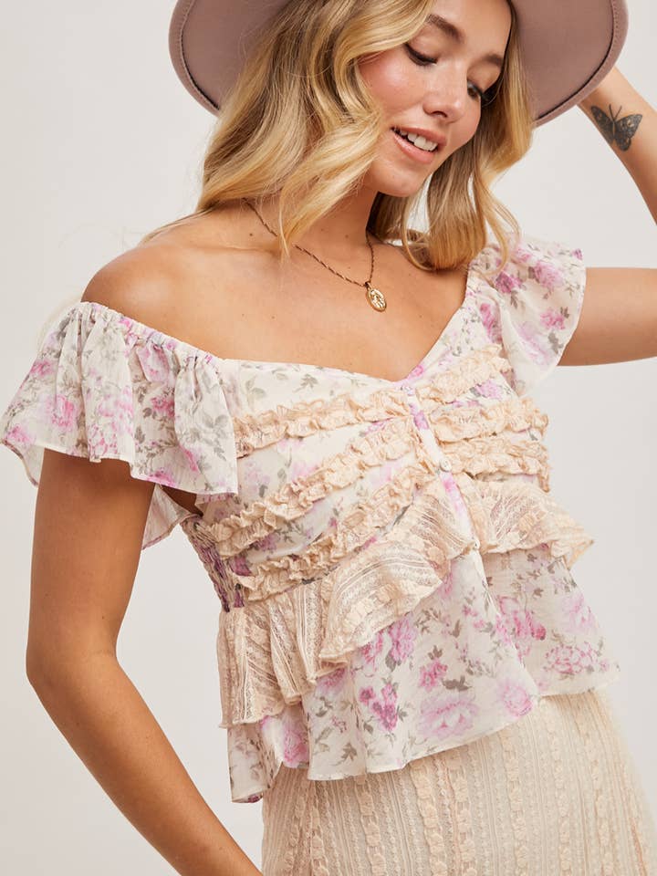 Bluivy - Wholesale Blouse - Women's - FLORAL PRINT RUFFLE LACE TRIMMED SWEETHEART NECK TOP