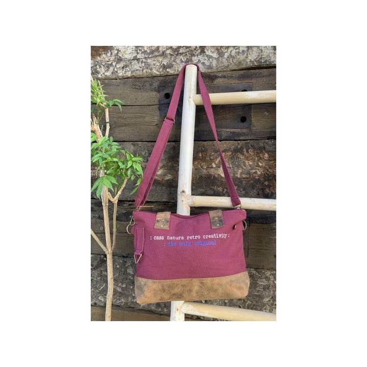 Casa Natura Design SL - Wholesale Shoulder Bag - Unisex - ELIZA EL05 High-Quality Leather Functional Bag12