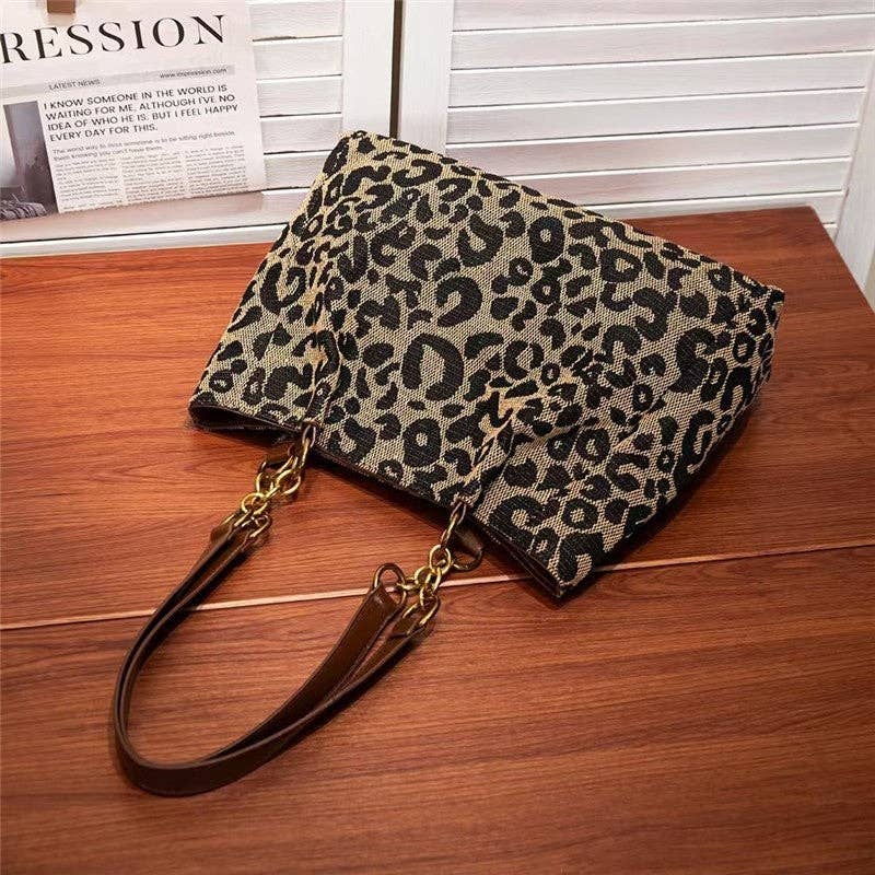 KAKI Borsa a tracolla con stampa leopardata - alla moda e spaziosa in vendita all'ingrosso su Faire8