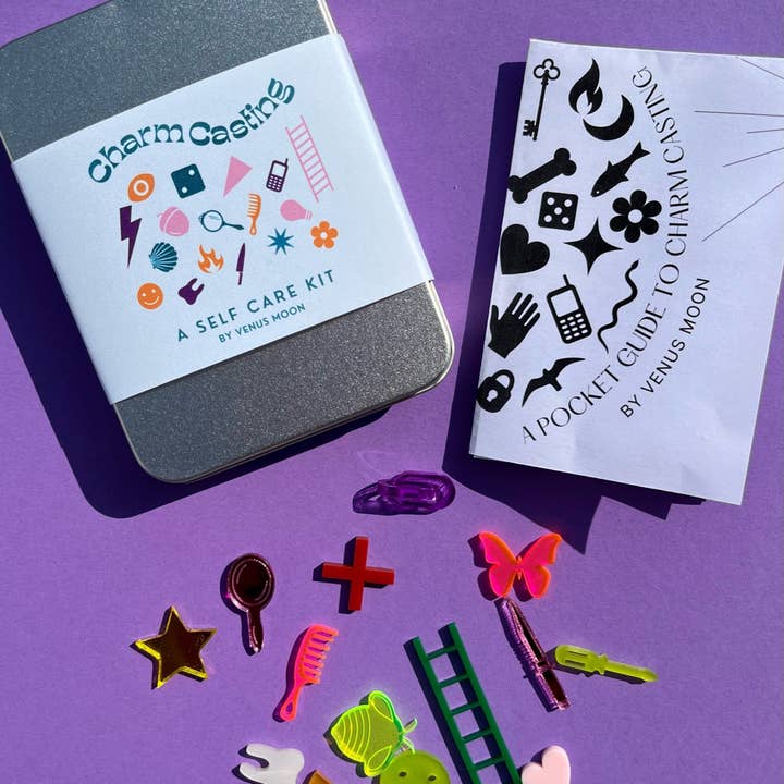 Venus Moon - Wholesale Meditation Supplies - Charm Casting Divination Kits1