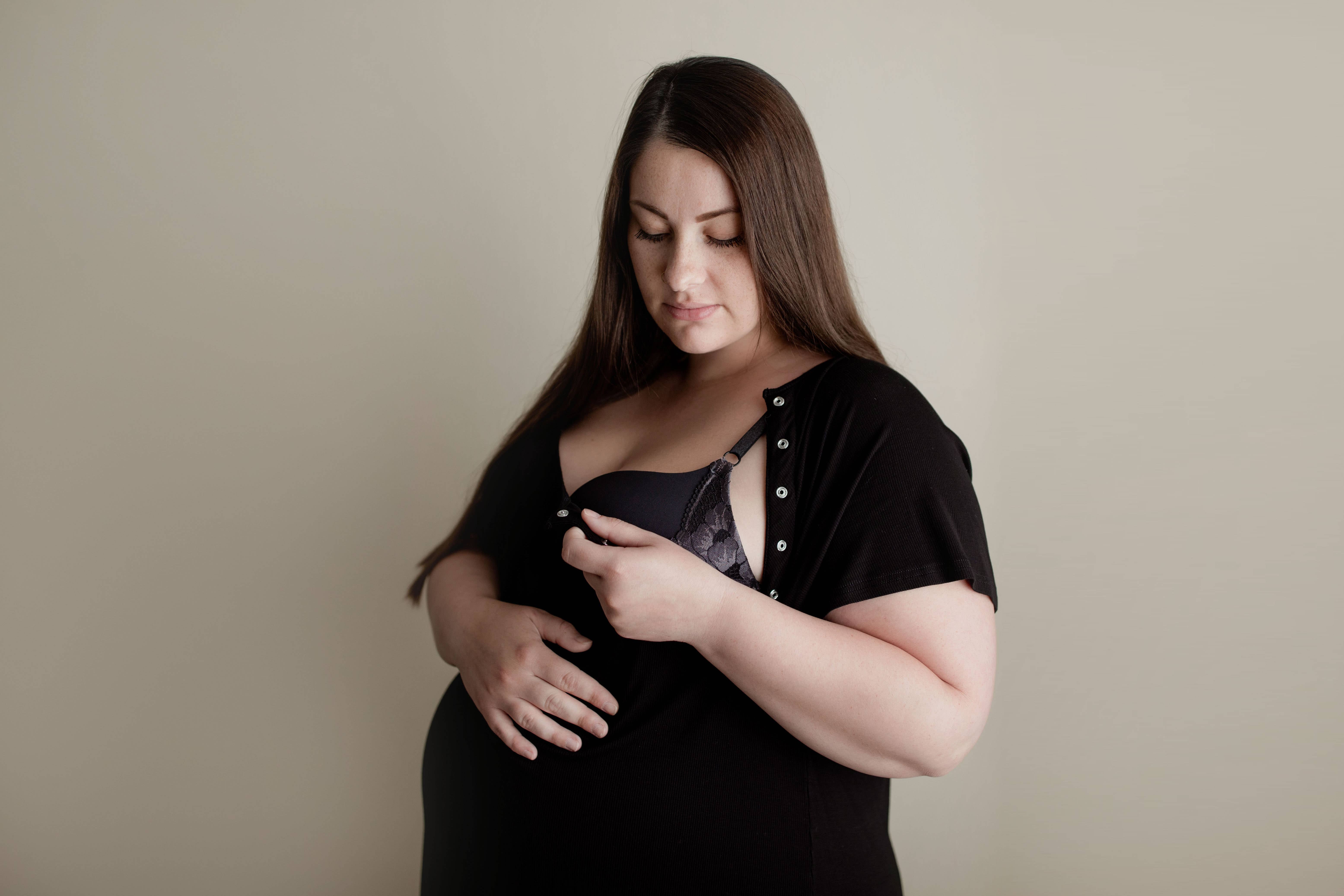 Three Little Tots - Vente Robe - Blouse noire de maternité pour travail, accouchement et allaitement9