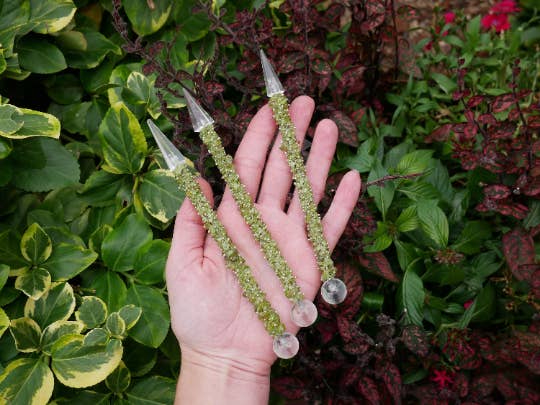 The Healing Sanctuary - Wholesale Spirituele steen/kristal - Peridoot Wand