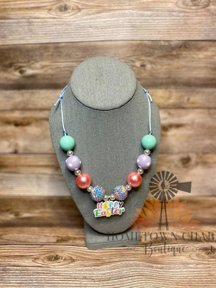 Collier Bubblegum Joyeuses Pâques pour la vente par Hometown Charm Boutique