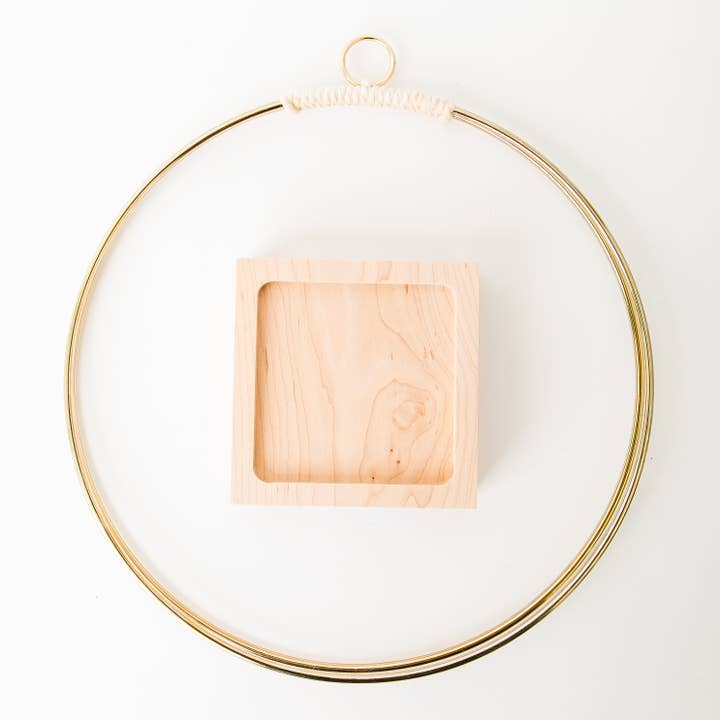 Braid & Wood Design Studio – wholesale Hanging planter – Gold Hanging Planter, Modern Plant Hanger (Medium)1