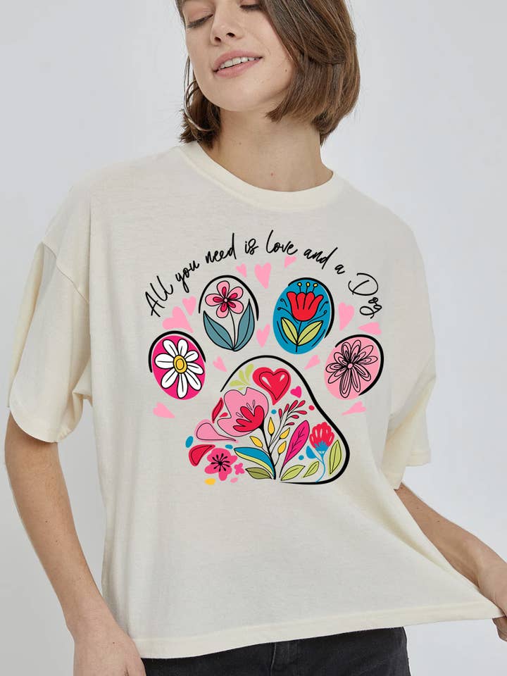 Haut court "Maman de chien". pour la vente par DG WORLD