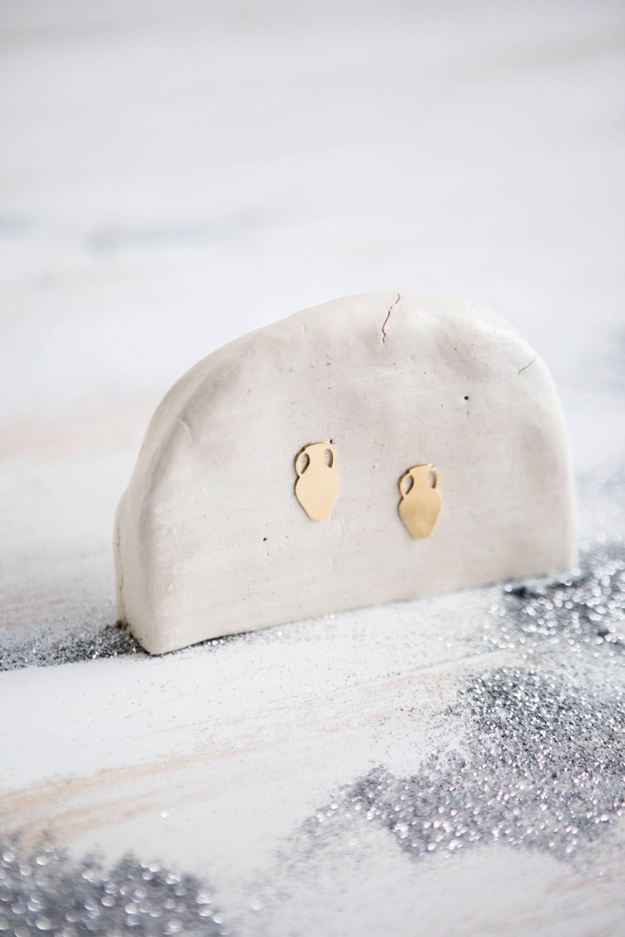 Fauna y Flora - Wholesale Dangle Earrings - Amphora Earrings2