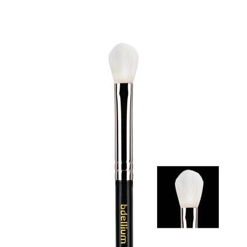 Bdellium Tools - Wholesale Cheek/Face Makeup Brush - Maestro 776 Blending1