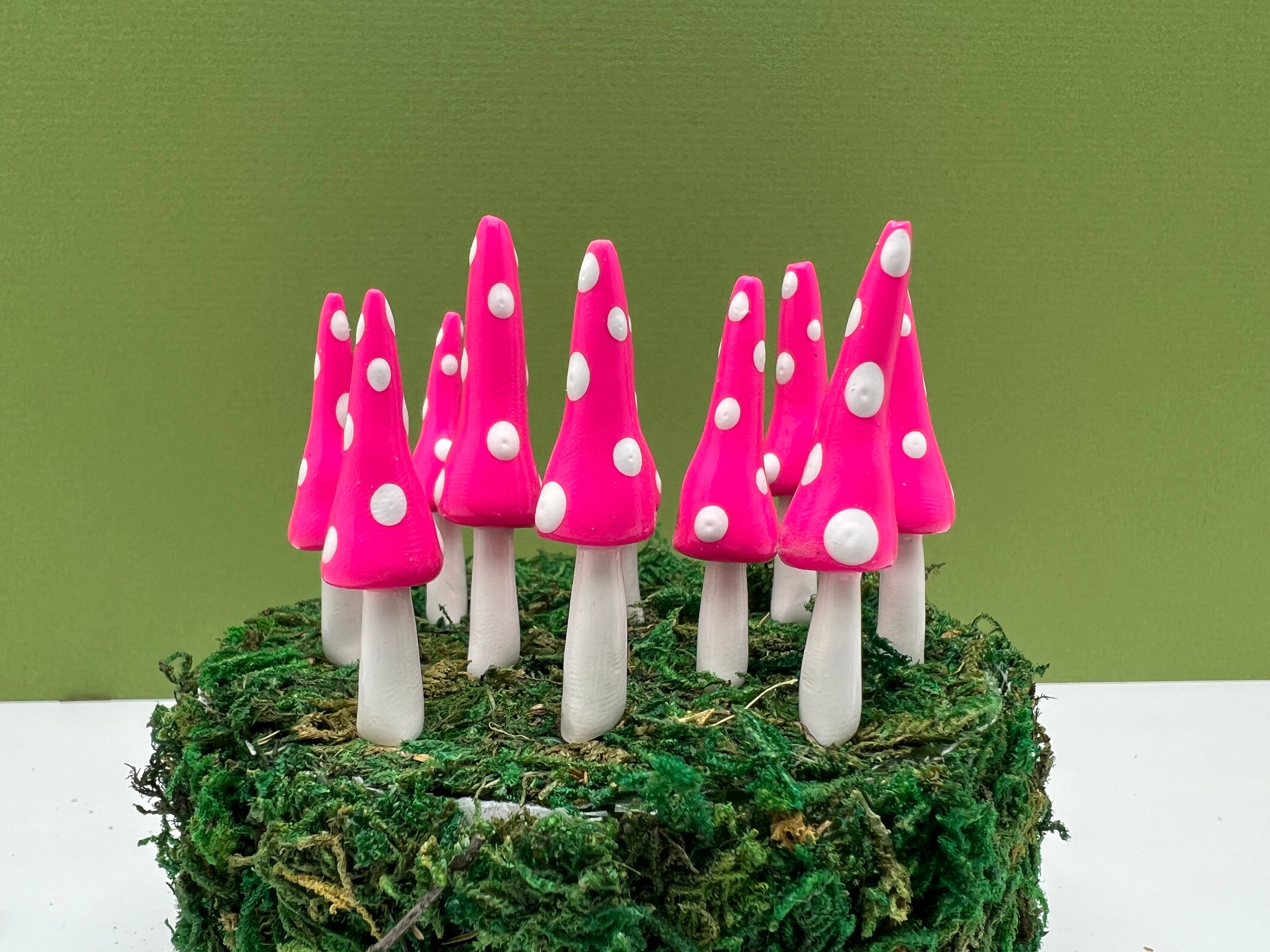 Mystical Woodlands – Engroshandel Have/havestolpe – Svampe-pynt til fe-haven i nisse-stil9