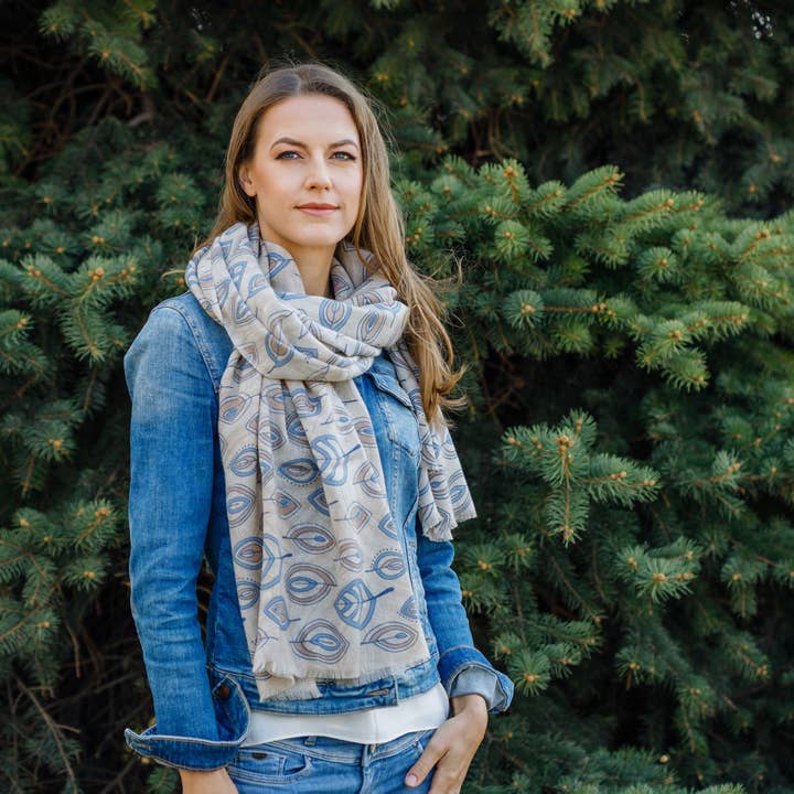 Light gray Marbu Scarf for wholesale on Faire3