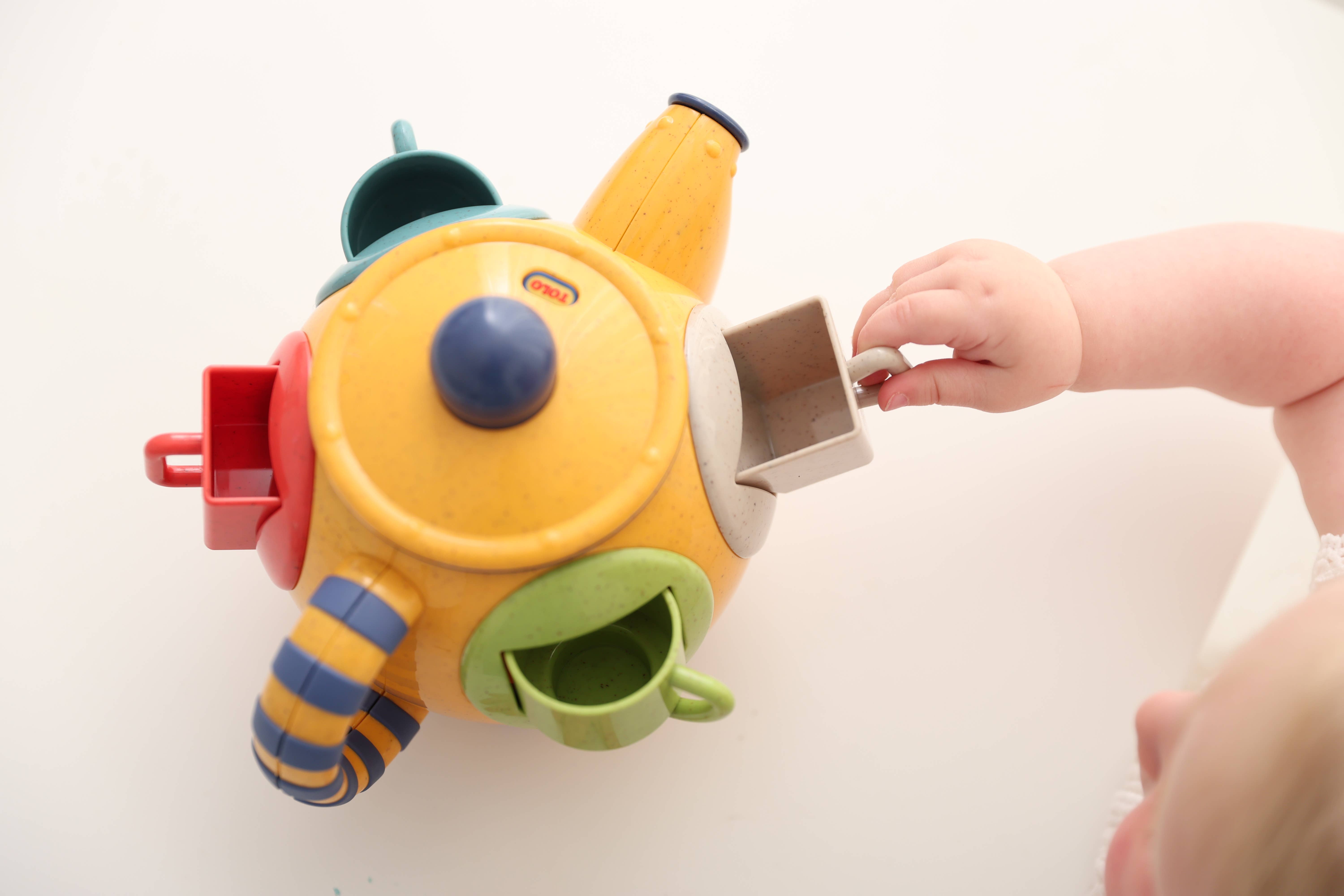 TOLO BIO - Wholesale Toy Set - Kids - Tolo Bio Toys shape sorter teapot2