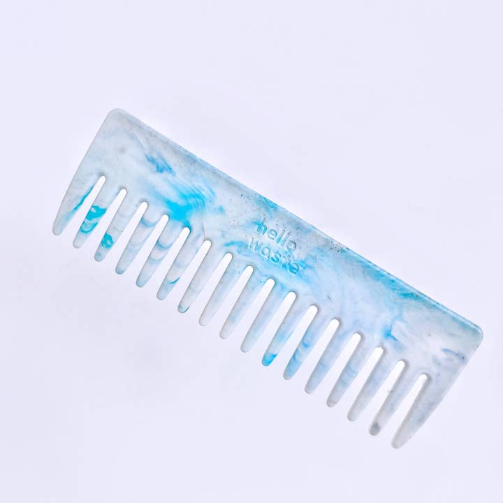 Pettine in plastica riciclata | Némophile per la vendita all'ingrosso da parte di hello waste