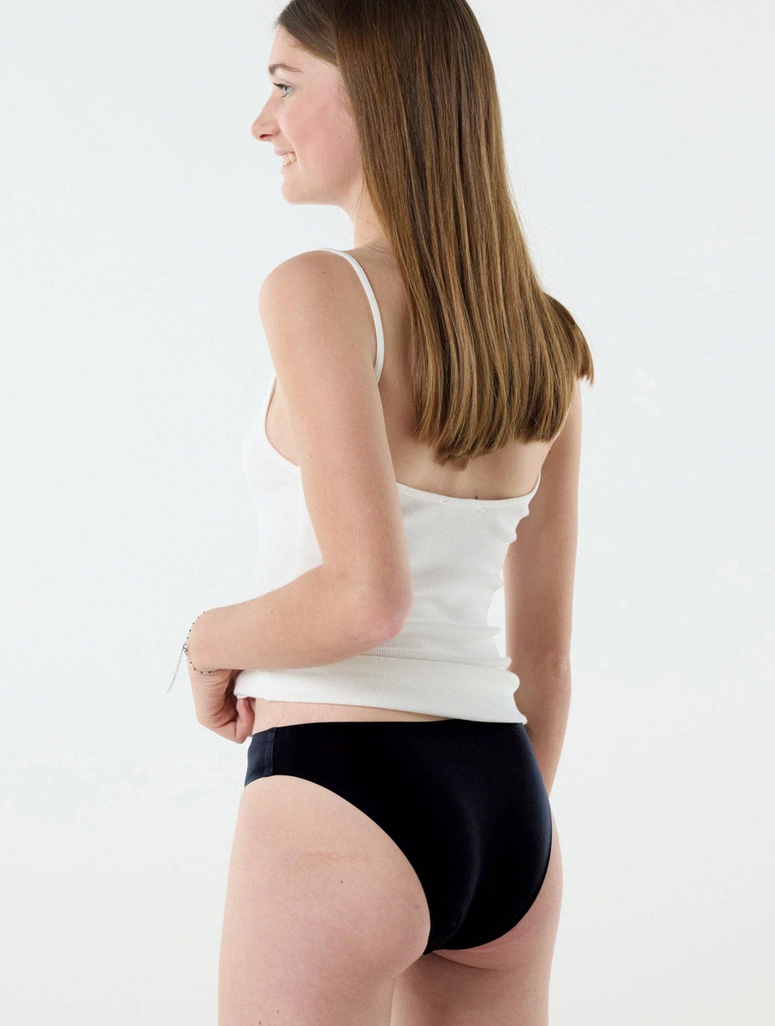 Noir Culotte menstruelle one size flux moyen en vente sur Faire4