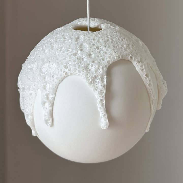 Porcelain Christmas ball Ø 85mm “matt” white for wholesale by Yvette Hoffmann Design