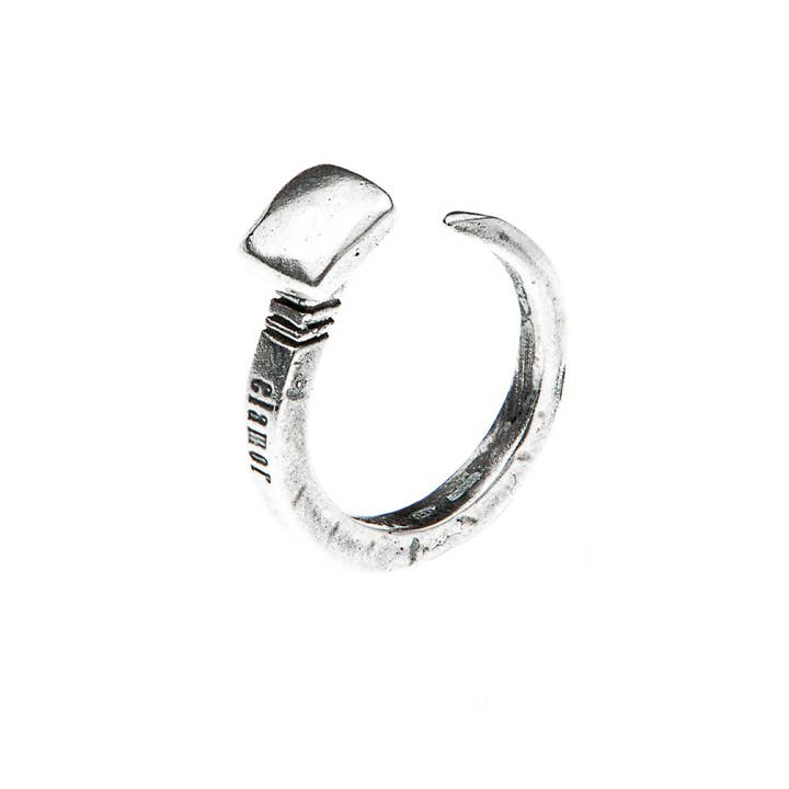 Lonely Nail for wholesale by Clamor Glamour