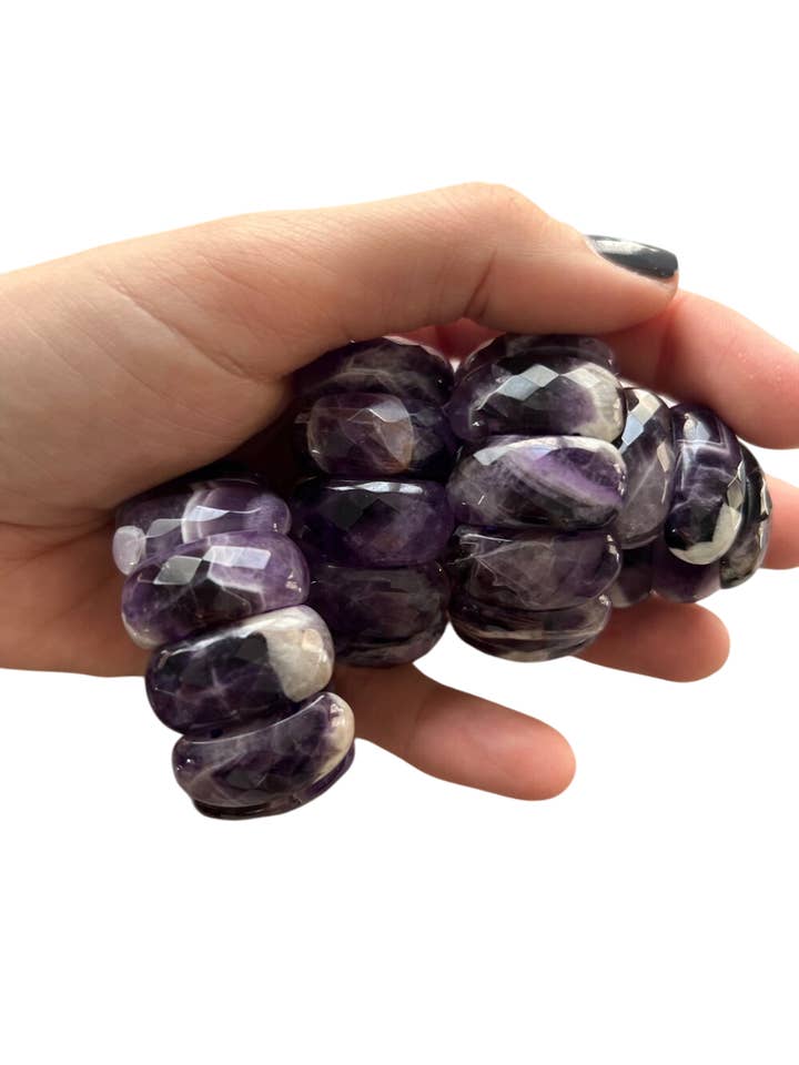 Amethyst Napkin Rings Set for wholesale by Whigstock Studio