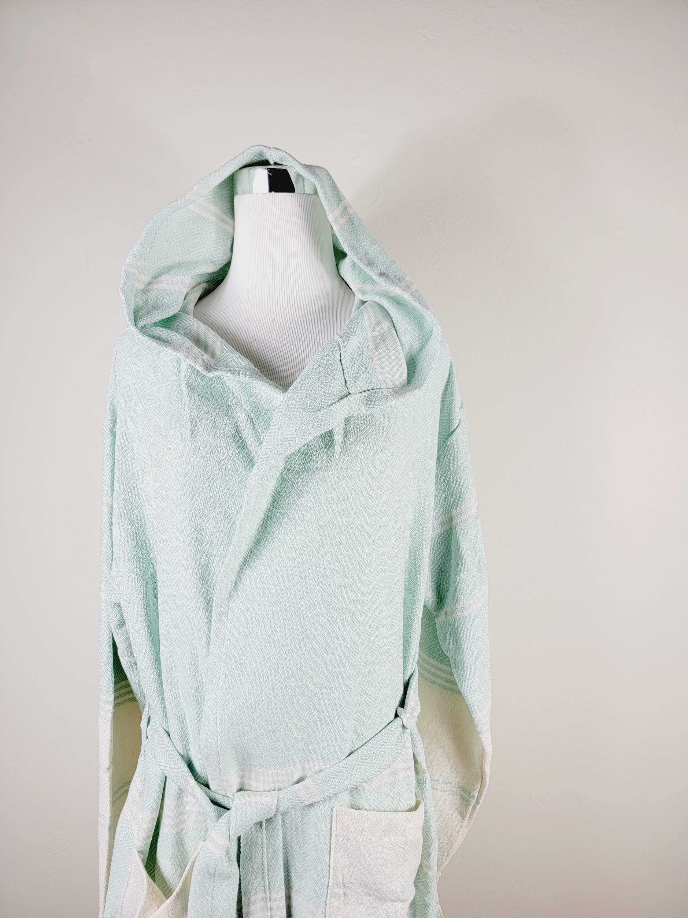 EBRU Home - Wholesale Robe - Women's - 10 Unisex Bathrobe, Beach robe and spa L XL sizes and colors13