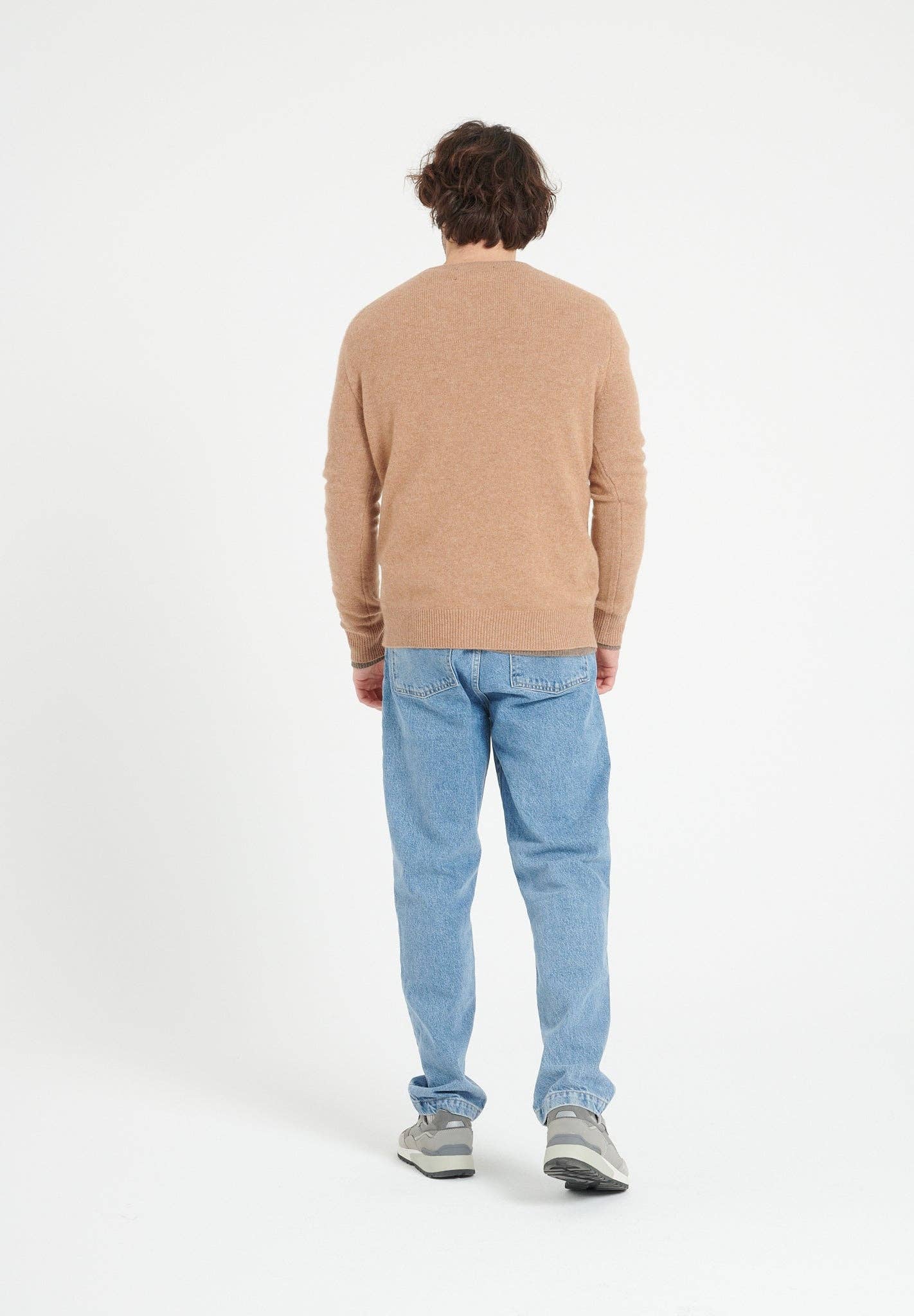 camel Men's round neck cashmere 4-ply sweater LUKE 14 for wholesale on Faire3