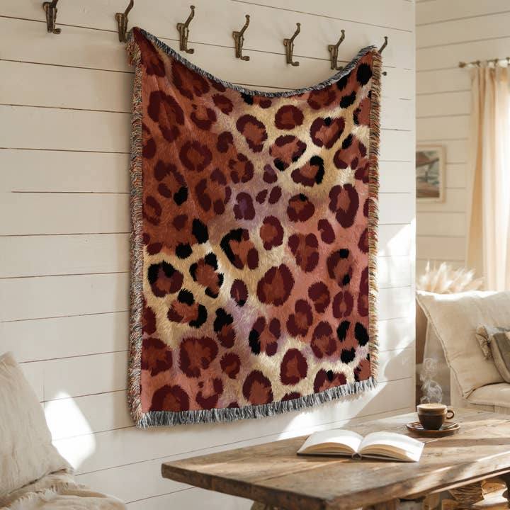 CasaIuliia - Wholesale Throw Blanket - Terracotta Leopard Woven Blanket – Modern Animal Print Throw7