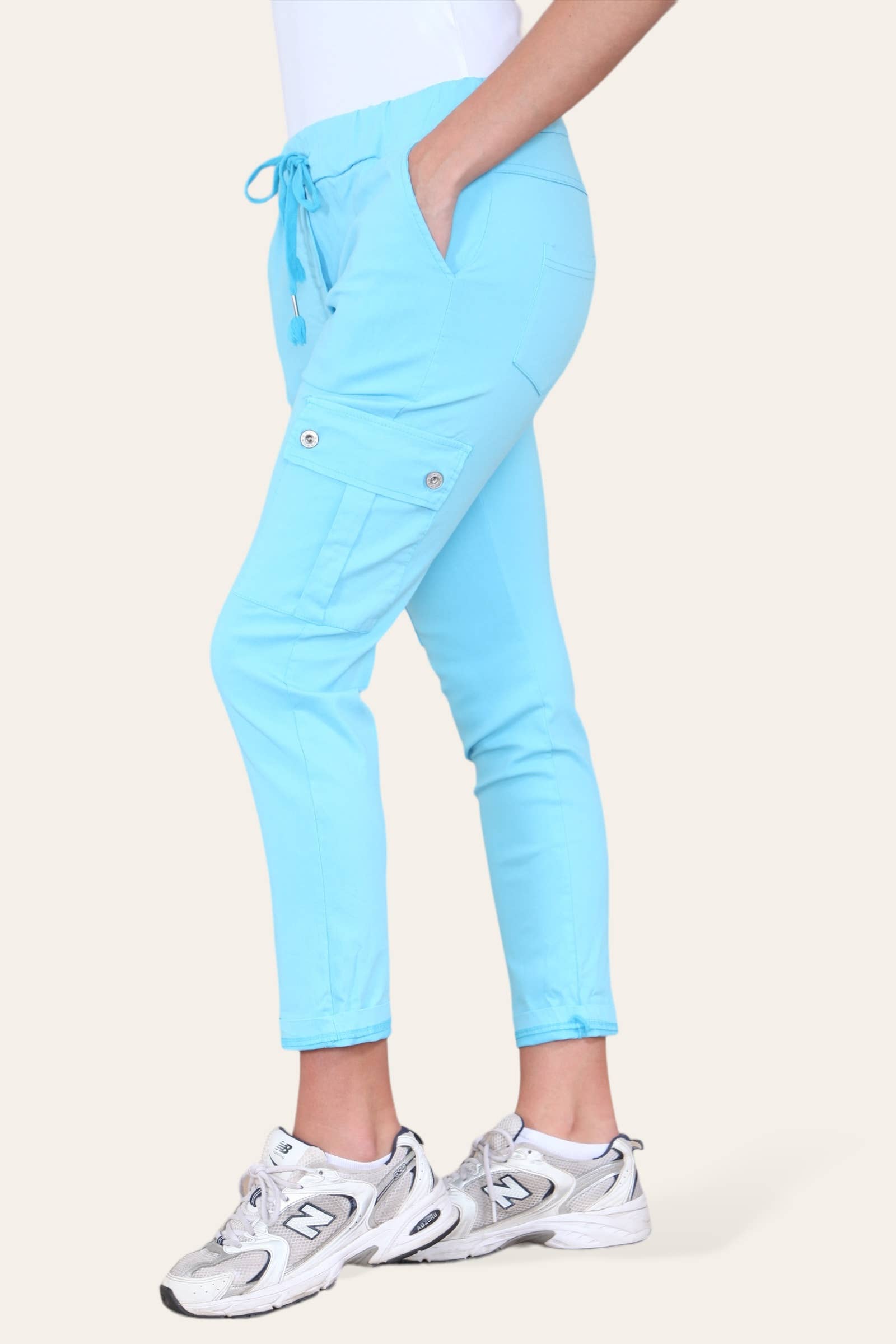 Kurt Muller – wholesale Pants – Women's – Plain Cargo Stud Pocket Bi-Stretch Magic Trousers37