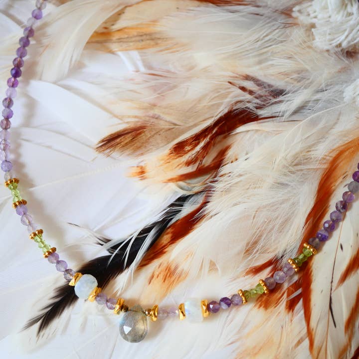 Halsband med labradorit, ametist och peridot - Elyna för wholesale av GINANDGER