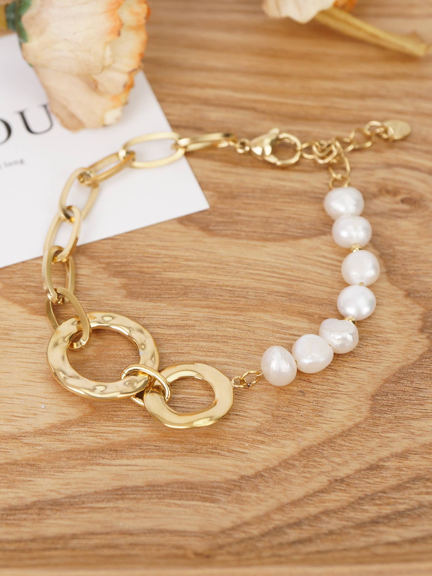 gold Stainless steel bracelet with natural pearls with links for wholesale on Faire1