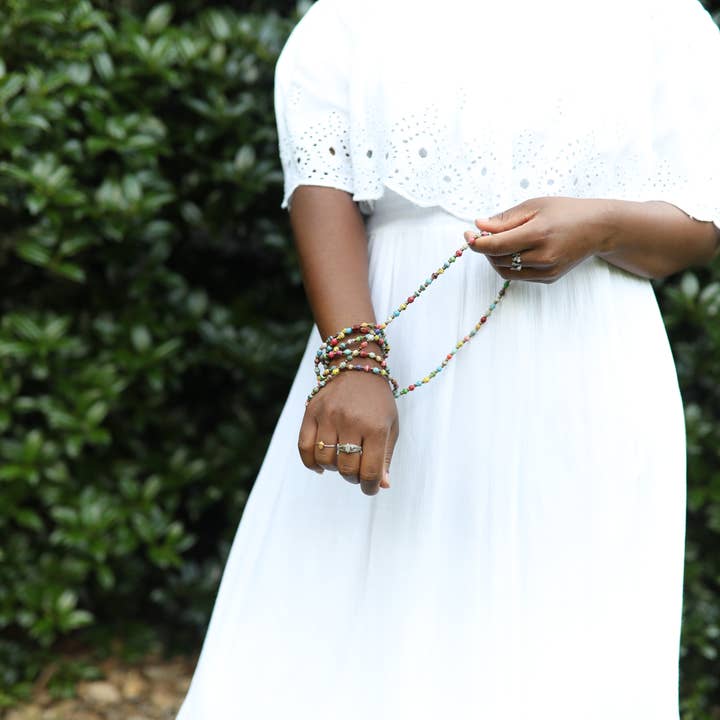 Ornaments 4 Orphans – Engroshandel Perlearmbånd – Maasai Stretch papir perle halskæde/armbånd Wrap3