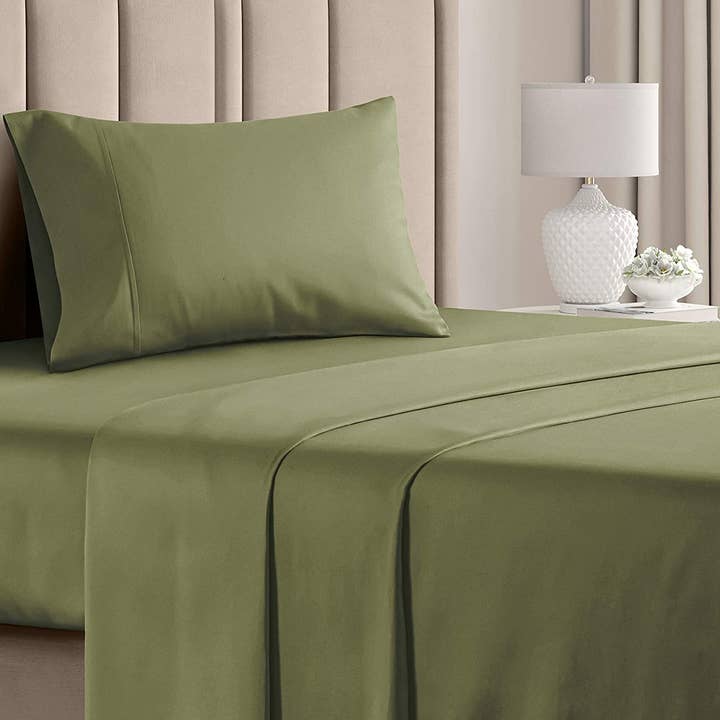 CGK Unlimited - Wholesale Sheet Set - Soft 400 Thread Count 4 Piece Sheet Set - 100% Cotton Sateen55