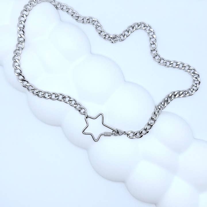 SoftBoysClub - Wholesale Pendant/Charm Necklace - Star Carabiner Necklace2