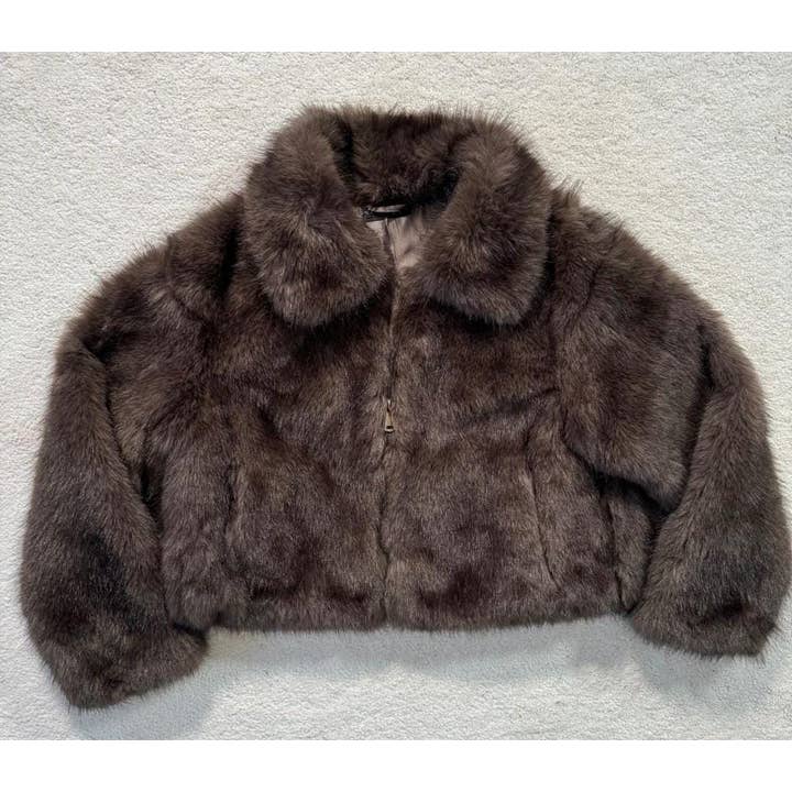 Kurt Muller - Venta al por mayor Abrigos de piel/piel sintética - Mujer - Abrigo de piel sintética de lujo con cremallera dorada1