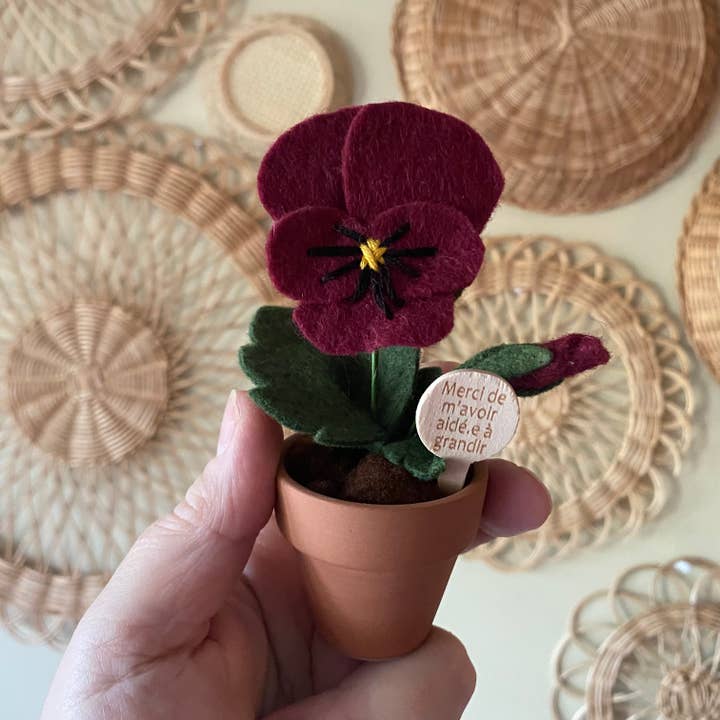ForgetBKnot - Wholesale Artificial Flowers - “Thanks for Helping me Grow”
Handmade Felt Flowers