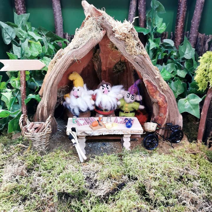 Felt So Good – wholesale Prydnad – Handgjord filt Dopey the Dwarf hängande sagodekoration1