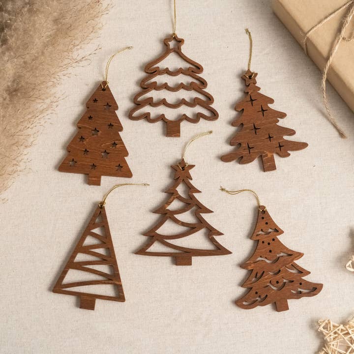 Set of Wood Tree Christmas Ornament for Christmas Gift R64 for wholesale by BearCrafts