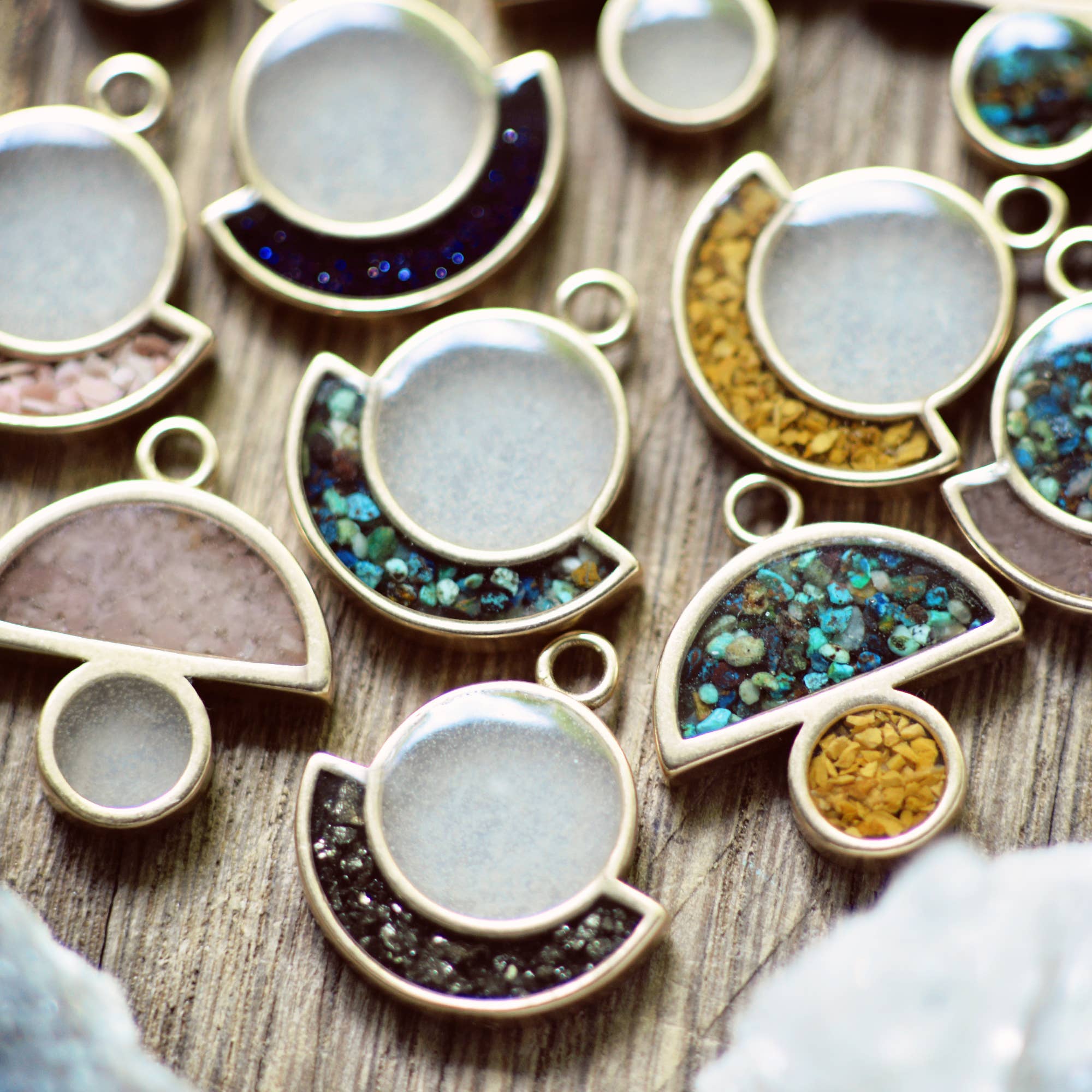 Cameoko - Wholesale Pendant/Charm Necklace - The Mini Moonrise Necklace3