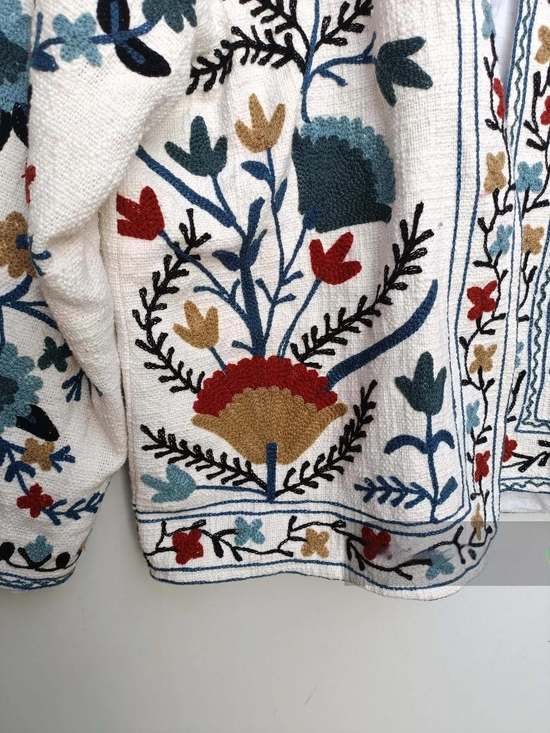 Ayras World – wholesale Jacket – Women's – Cotton Suzani Jacket - White2