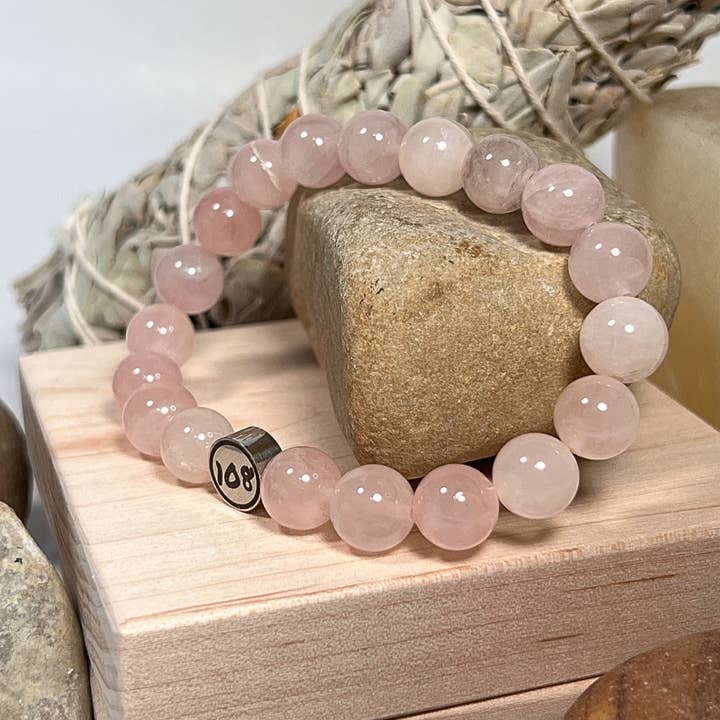 Bracciale mala in quarzo rosa da 10 mm per la vendita all'ingrosso da parte di One Zero Eight