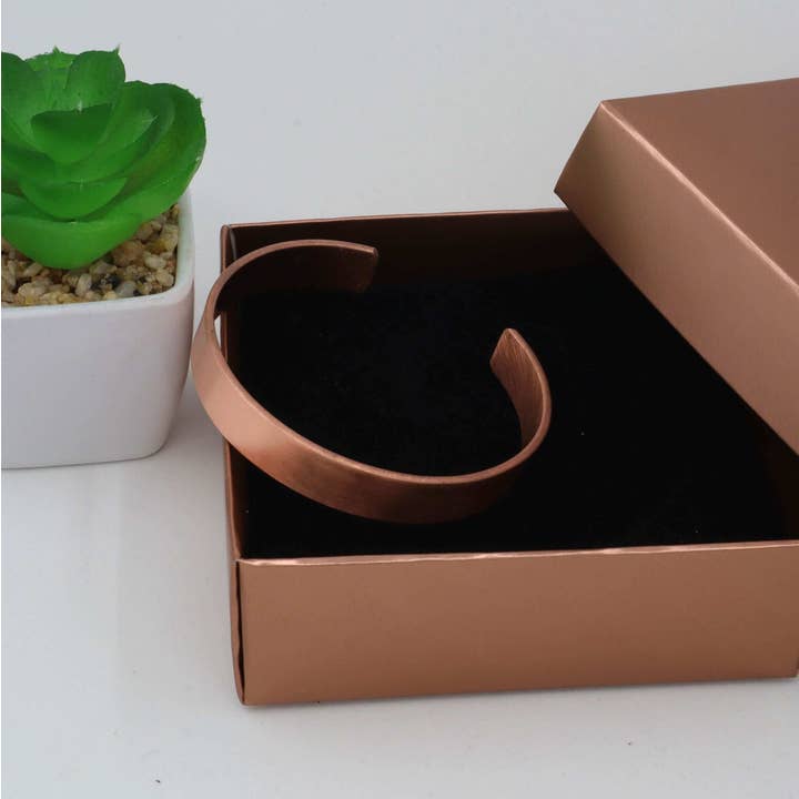 Plain Copper Slim Cuff Adjustable Bracelet for wholesale by UKS UNITED KNACK SYSTEM LTD