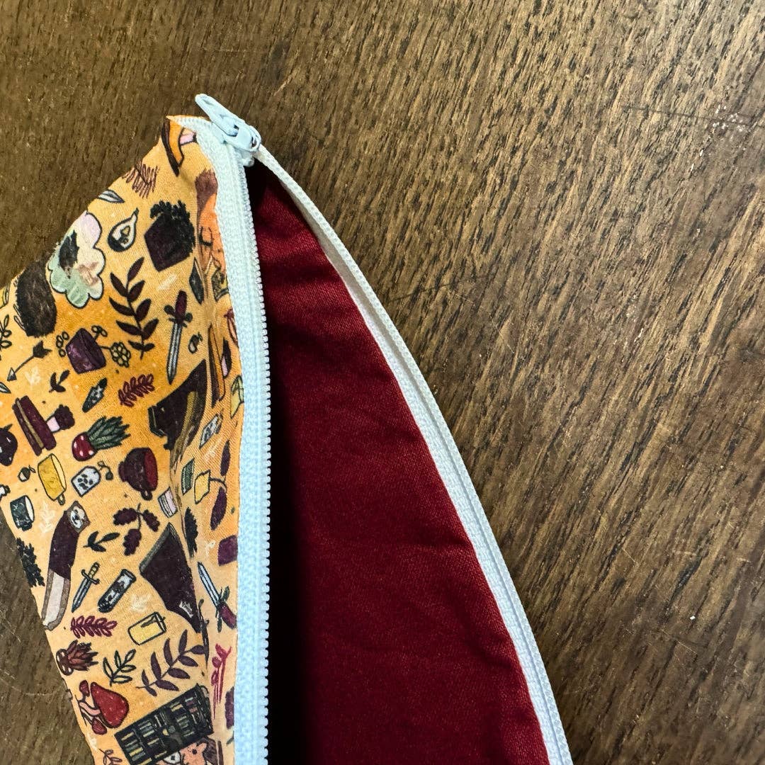 Tahlia Paige – wholesale Pencil case/pouch – Woodland Readers Pencil Case3