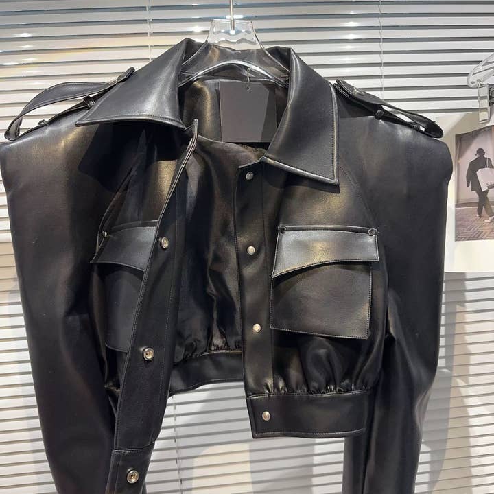 Productseeker – Casaco de couro - Mulher por atacado – JK194Casaco de Estilo Outono com Ombreiras em Pele Sintética4