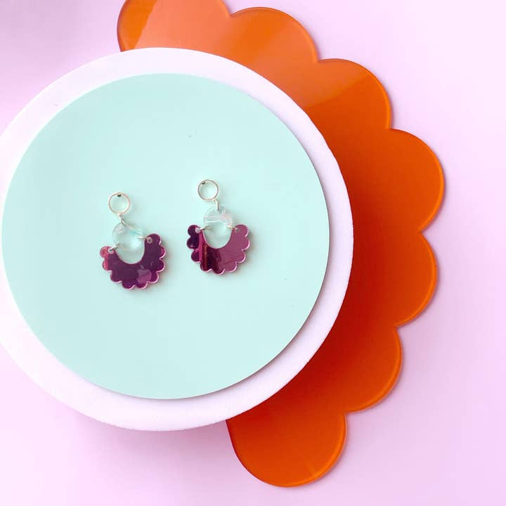 Orecchini in acrilico per la vendita all'ingrosso da parte di Colourful Courts Jewellery