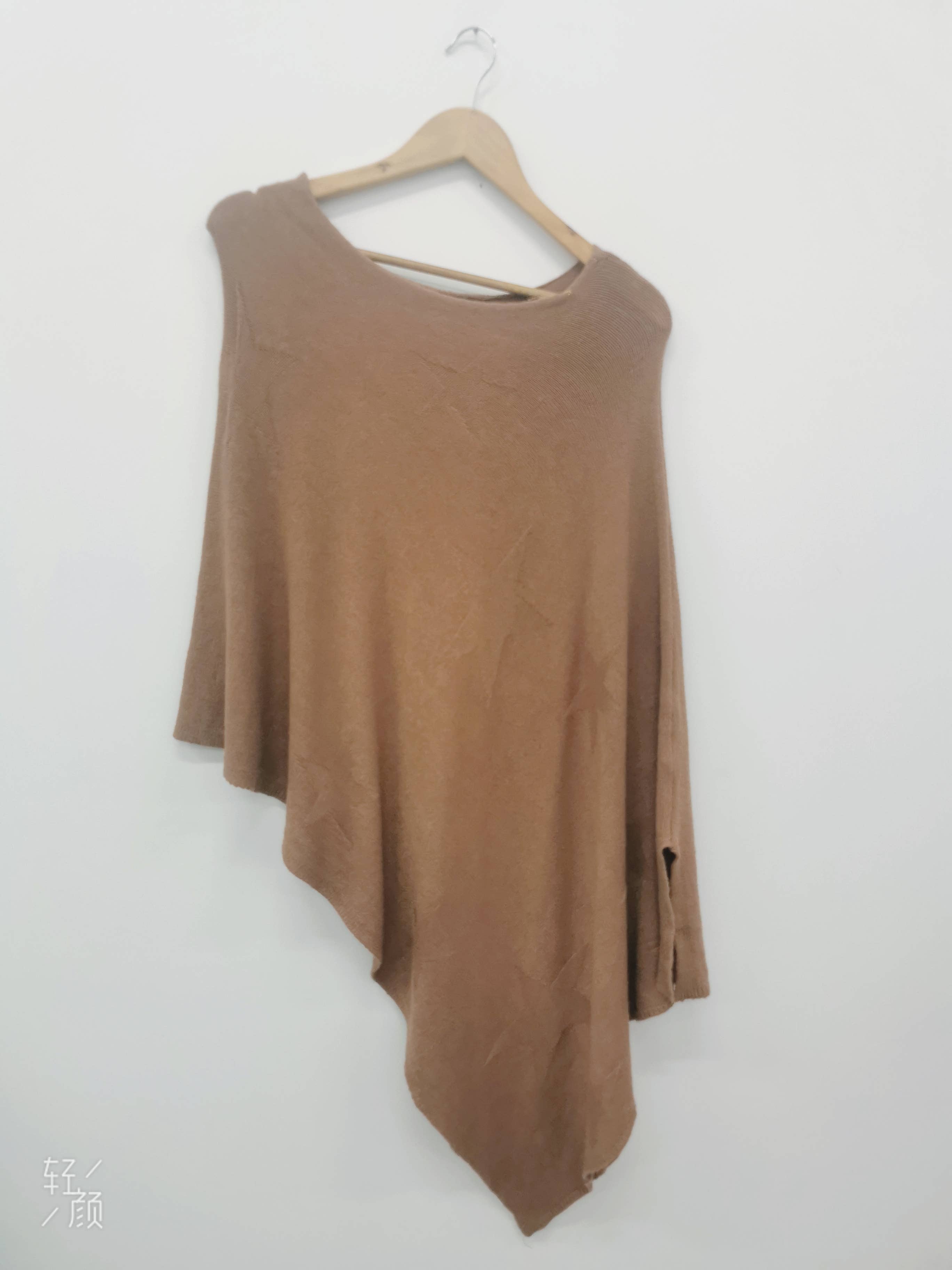 ORNELLA PARIS - Wholesale Poncho - Women's - LEL-P0076 'star' poncho24
