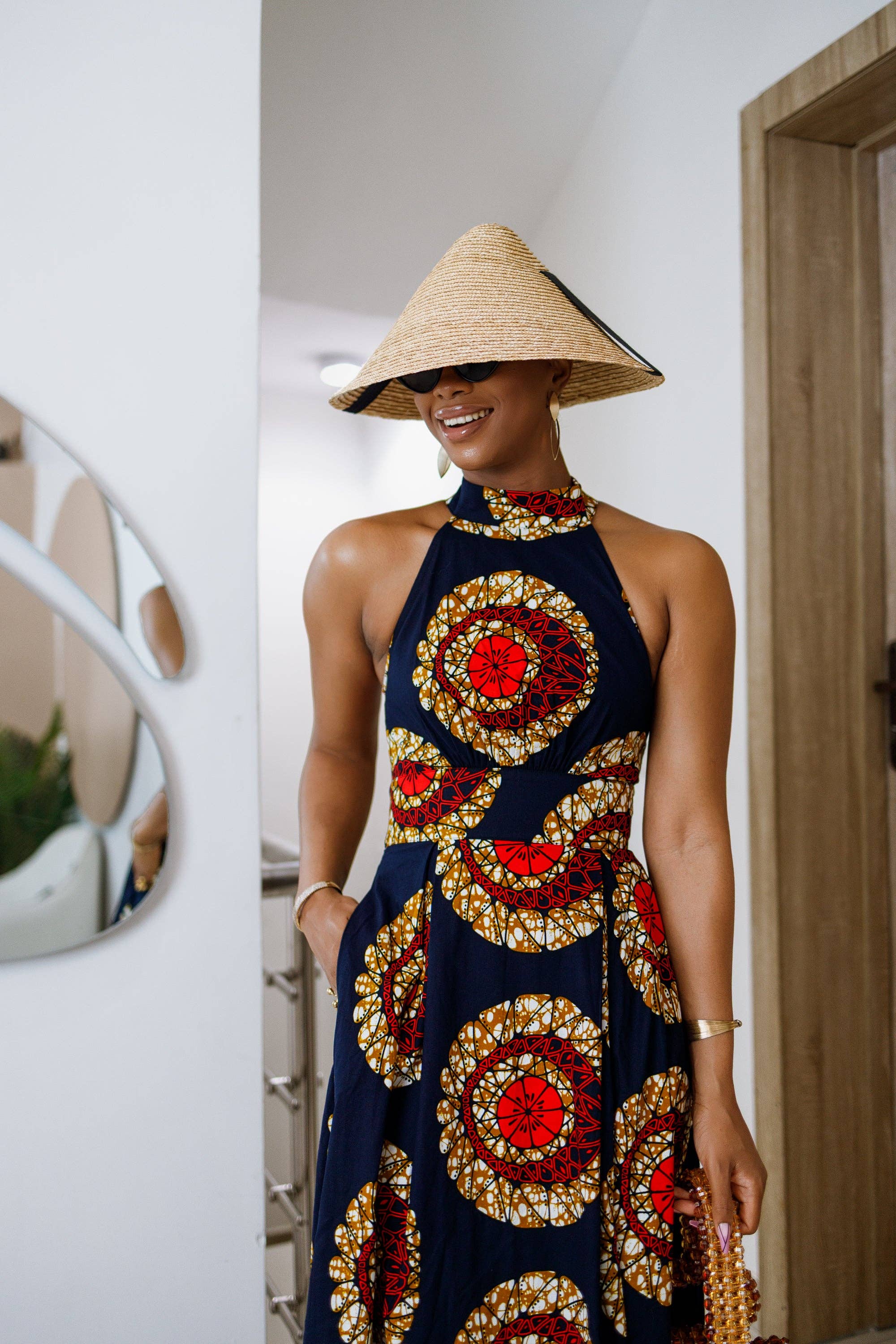 Mae Otti – wholesale Klänning - Dam – NYLA AFRICAN PRINT MAXIKLÄNNING [RÖD]0