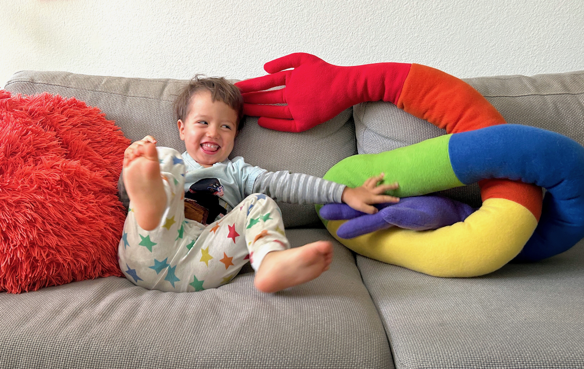 Jumbo Jibbles - Wholesale Throw/Decorative Pillow - Stay Happy Hug Pillow5