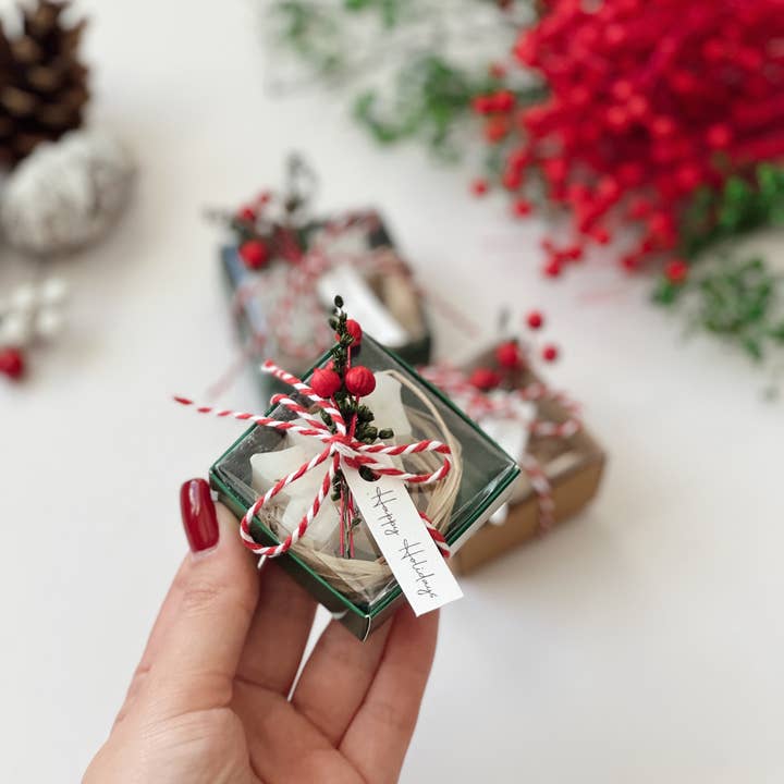 Uniq Favors - Wholesale Christmas decoration - Christmas Scent Soap Favors, Personalized Holiday Gifts3